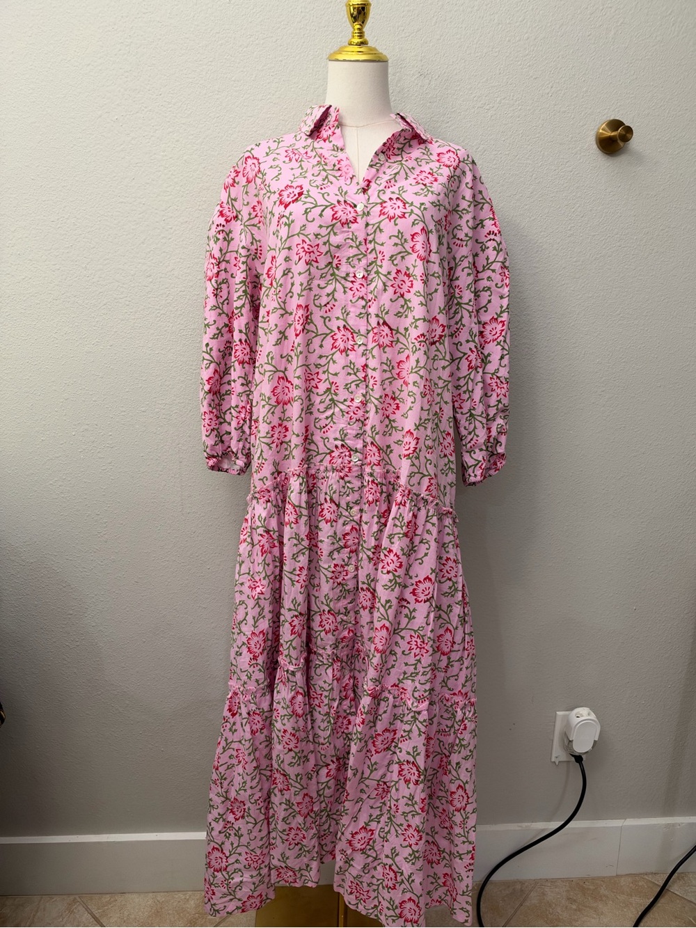 Hibiscus Linens Pink Floral Tiered Dress